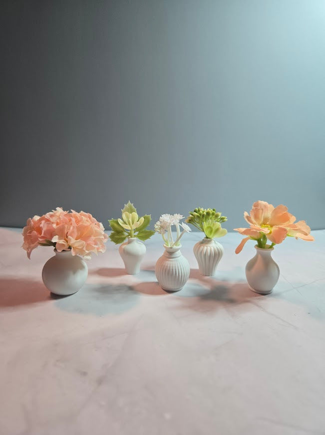 Magnetic Fridge Vases with Flowers