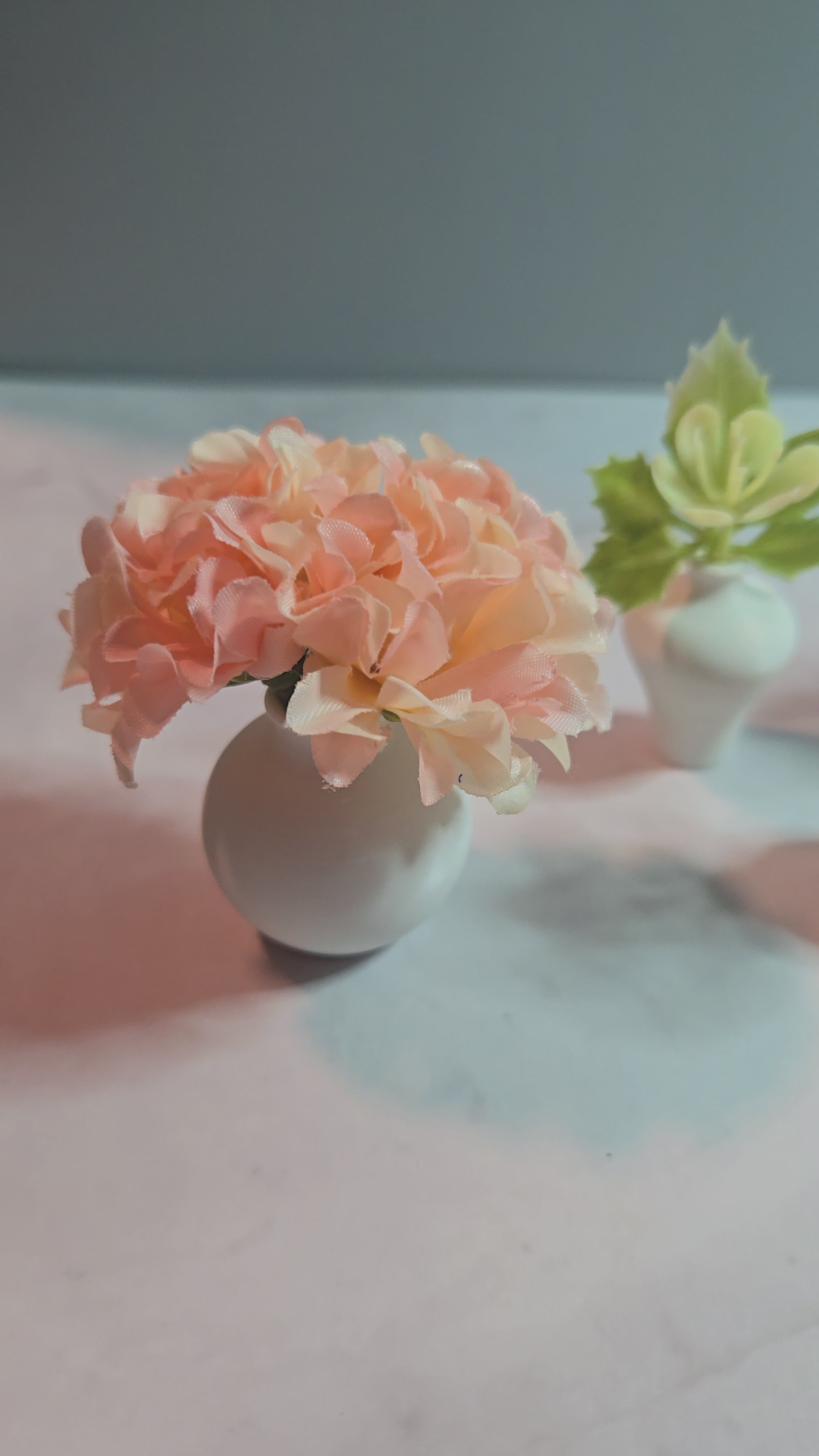 Magnetic Fridge Vases with Flowers