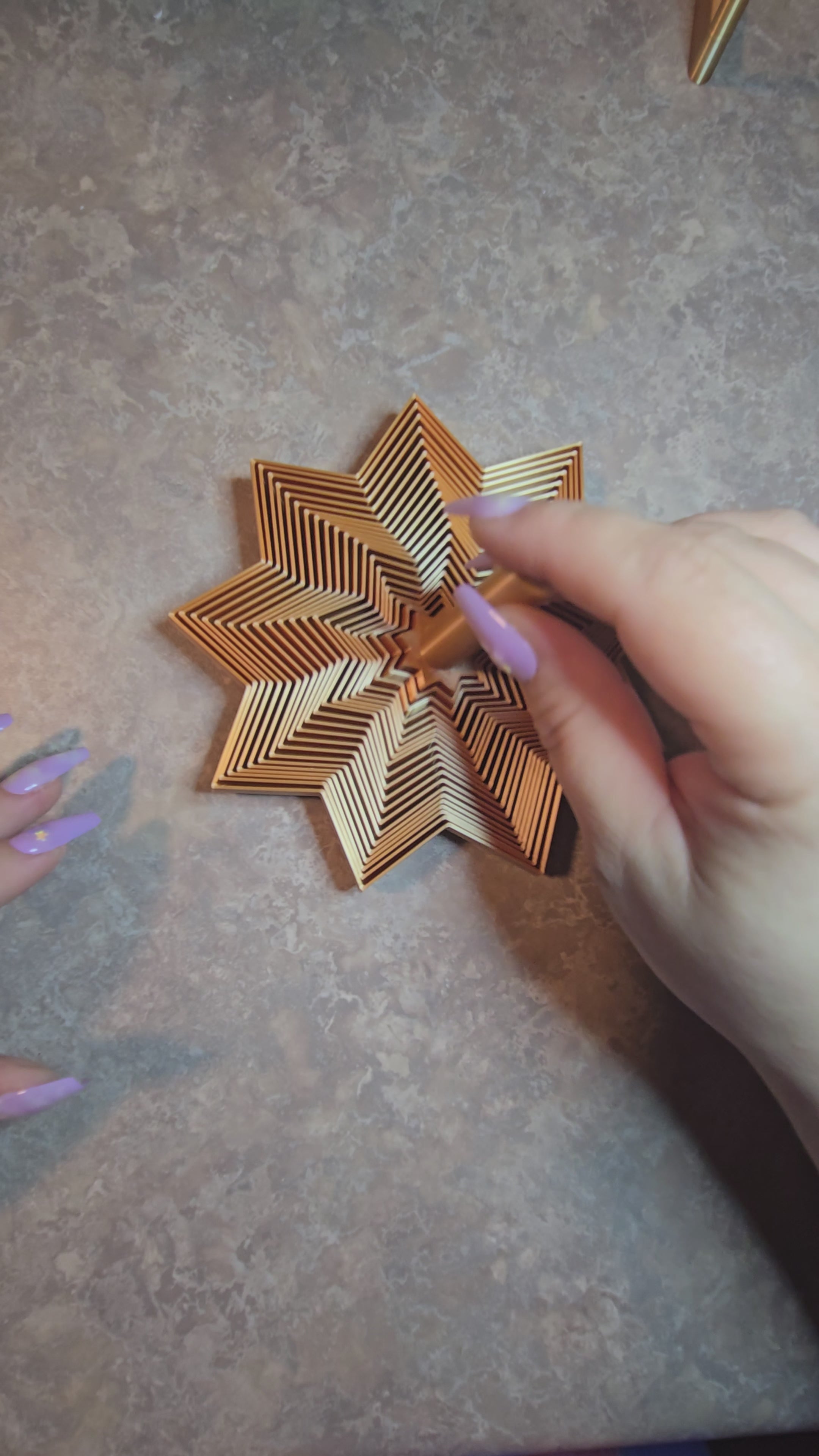 Collapsible Star Pyramid - Large